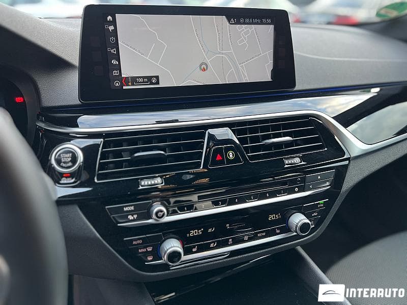 2017 BMW 520 — Miniatură 14
