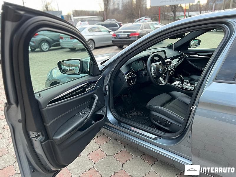 2017 BMW 520 — Miniatură 6