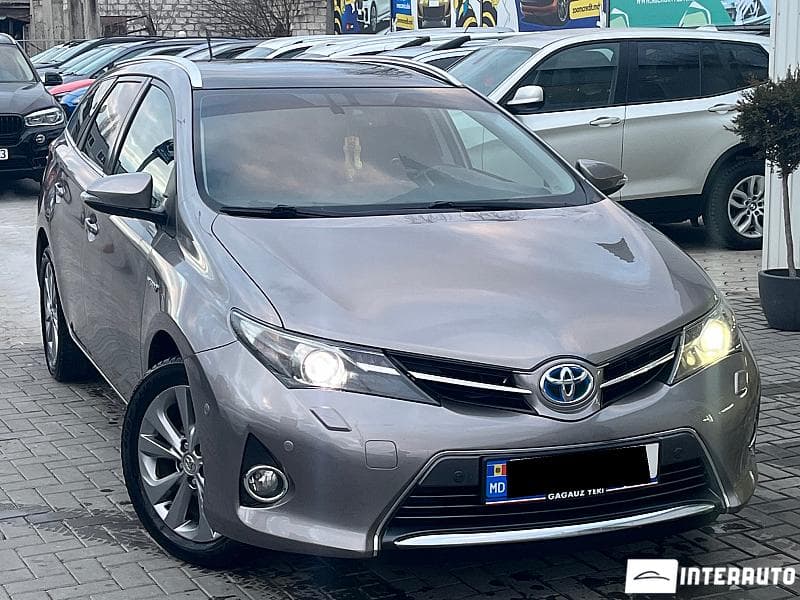 2014 Toyota Auris — Miniatură 2