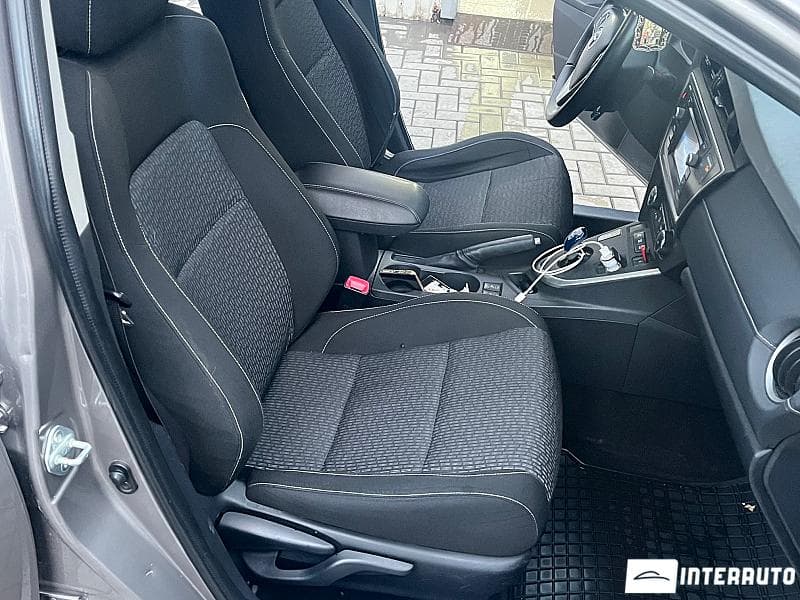 2014 Toyota Auris — Miniatură 5