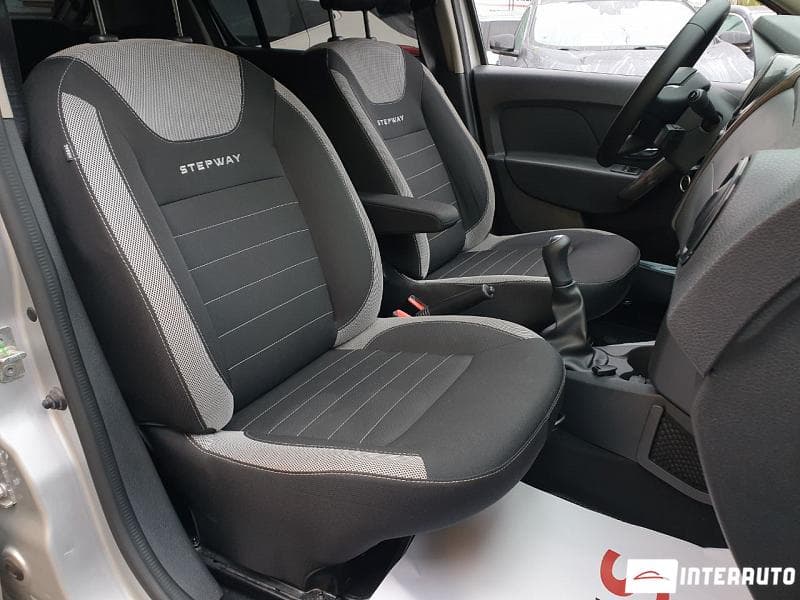 2017 Dacia Sandero Stepway — Miniatură 16