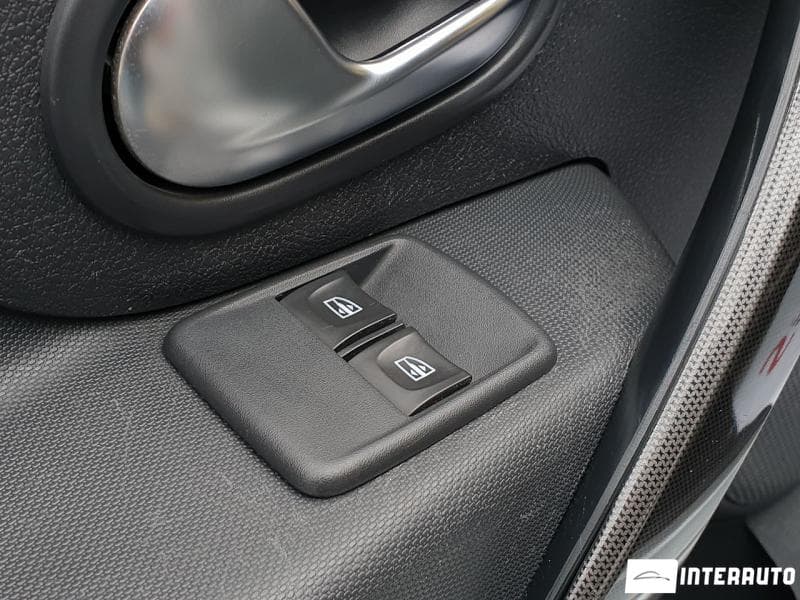 2017 Dacia Sandero Stepway — Miniatură 5