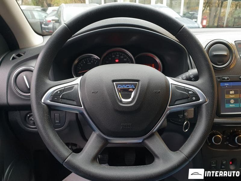 2017 Dacia Sandero Stepway — Miniatură 9