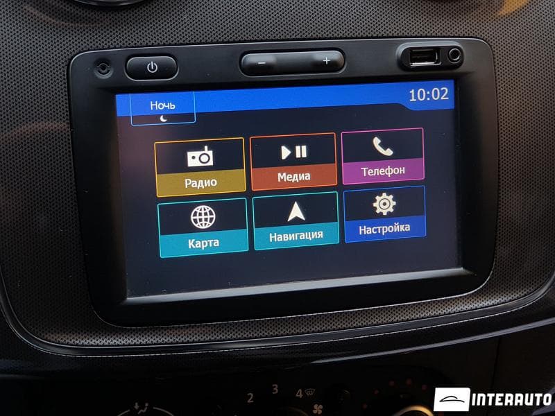 2017 Dacia Sandero Stepway — Miniatură 11