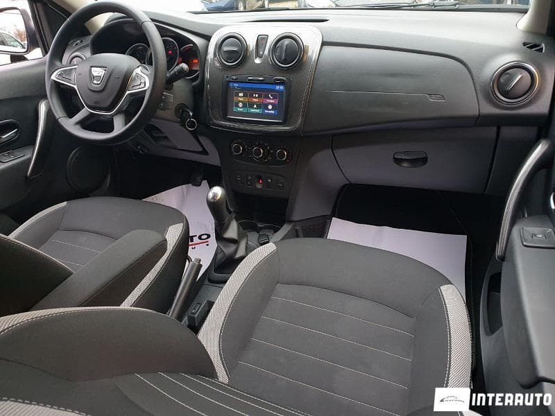 2017 Dacia Sandero Stepway — Miniatură 7