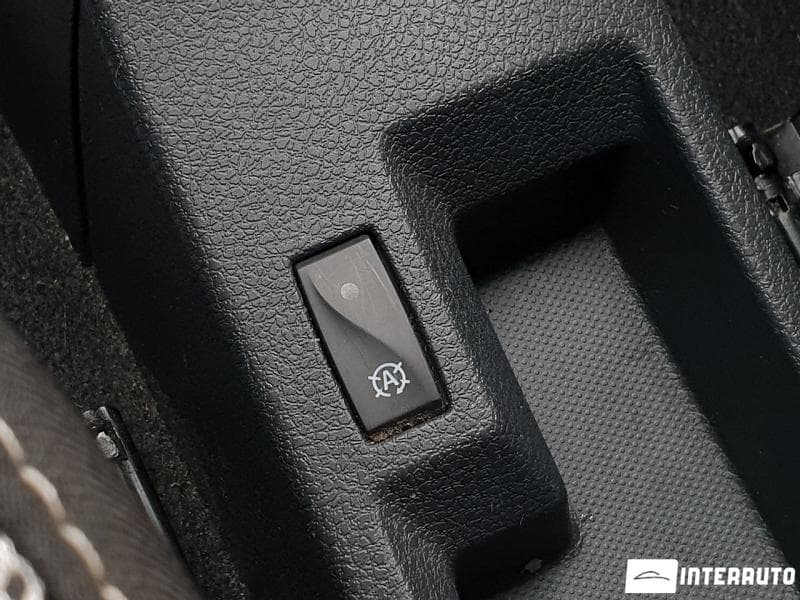 2017 Dacia Sandero Stepway — Miniatură 13