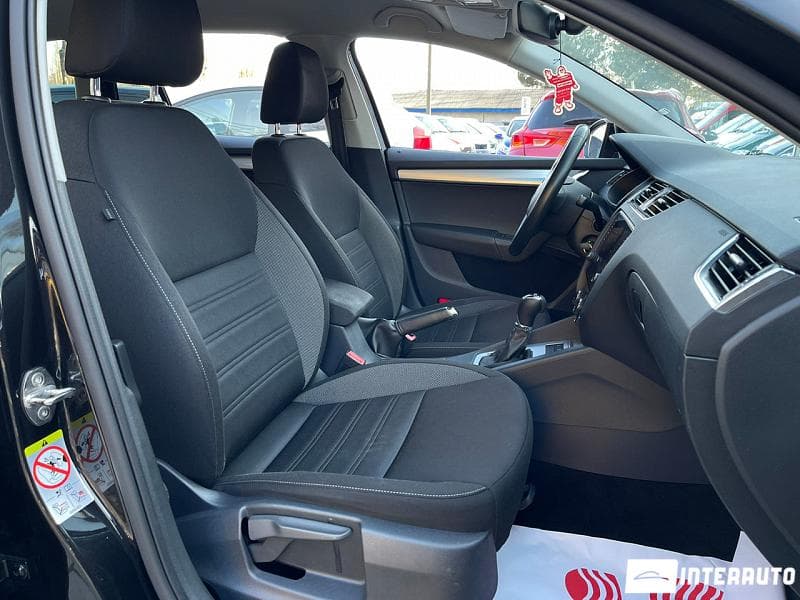2019 Skoda Octavia — Miniatură 13