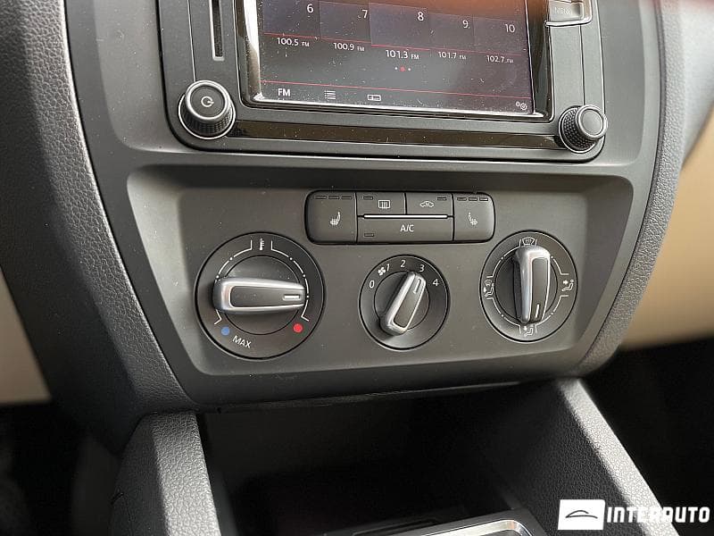 2017 Volkswagen Jetta — Miniatură 17