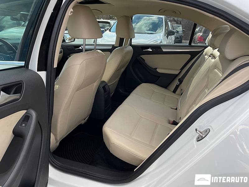 2017 Volkswagen Jetta — Miniatură 21