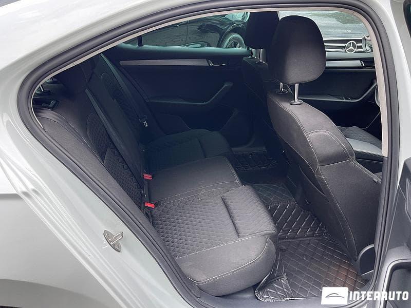 2017 Skoda Superb — Miniatură 20