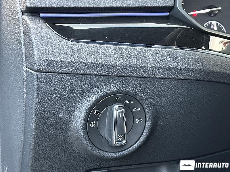 2019 Skoda Superb — Miniatură 24