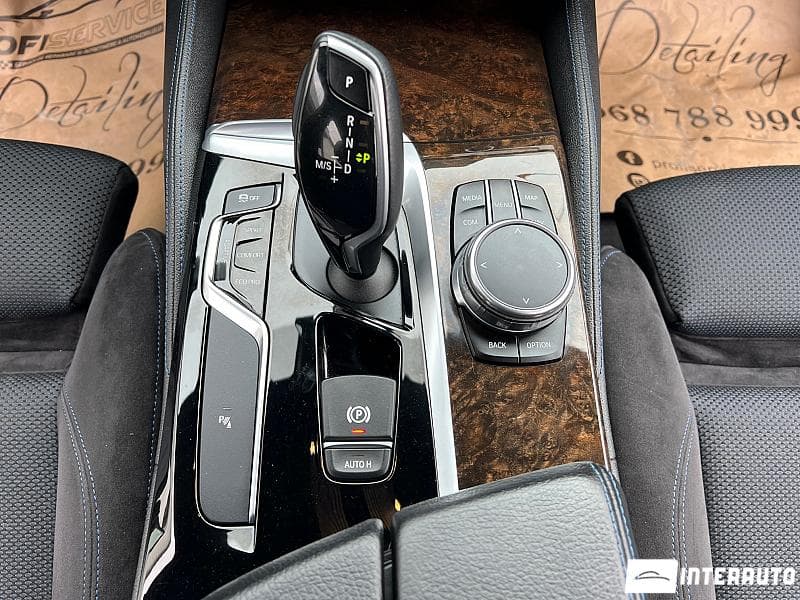 2017 BMW 520 — Miniatură 12