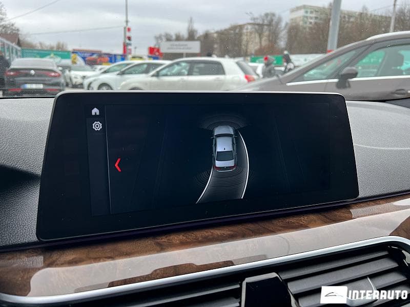 2017 BMW 520 — Miniatură 8
