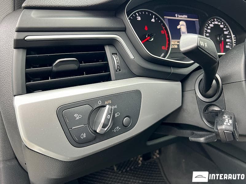 2018 Audi A4 — Miniatură 14