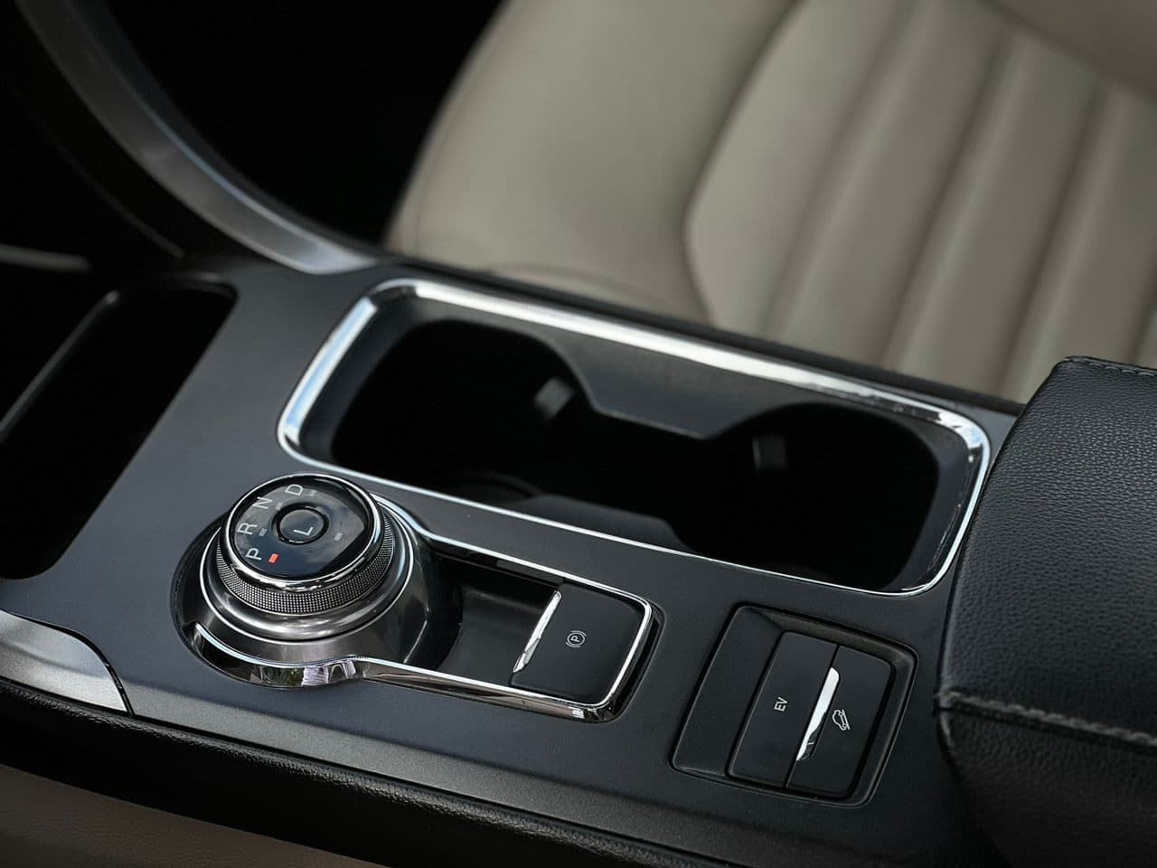Ford Fusion 2017 — Миниатюра 20