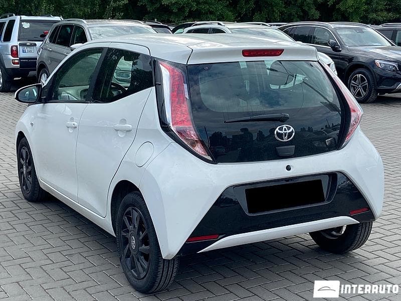 2018 Toyota Aygo — Miniatură 4