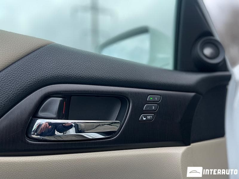 2015 Honda Accord — Miniatură 8