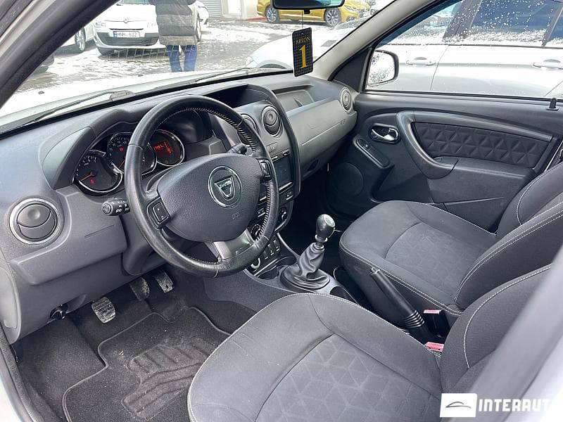 2015 Dacia Duster — Miniatură 5