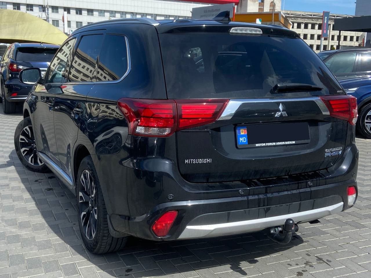 Mitsubishi Outlander 2015 — Миниатюра 3