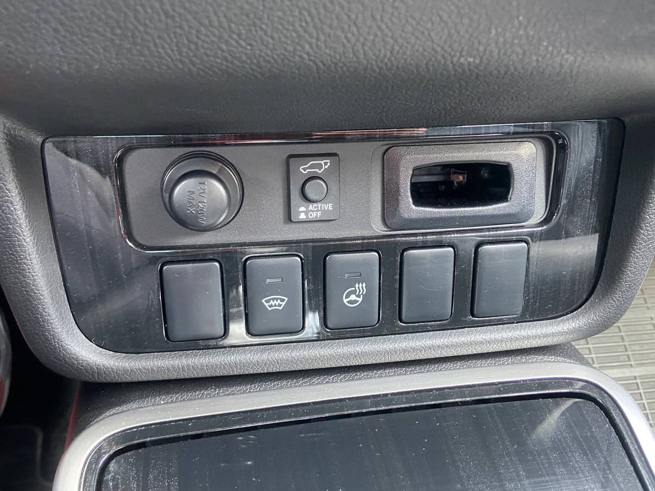 Mitsubishi Outlander 2015 — Миниатюра 12