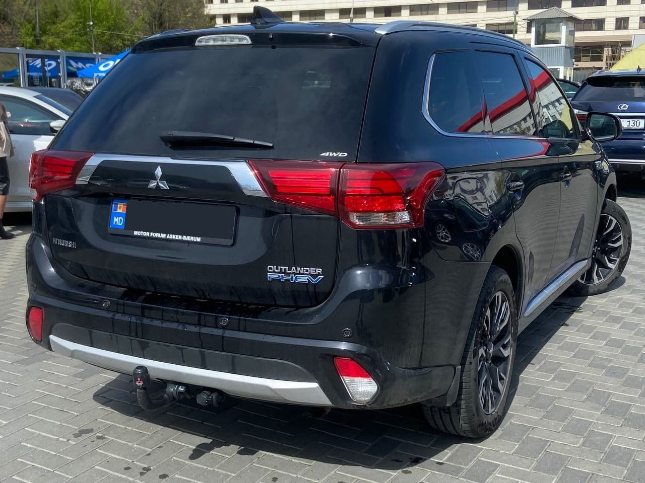 Mitsubishi Outlander 2015 — Миниатюра 4