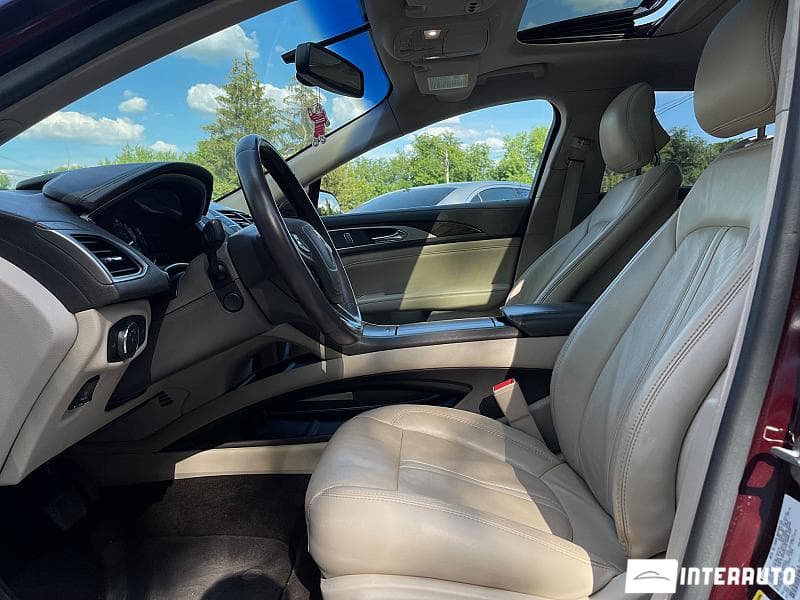 2016 Lincoln MKZ — Miniatură 8