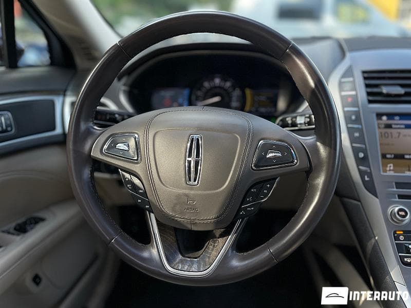 2016 Lincoln MKZ — Miniatură 13