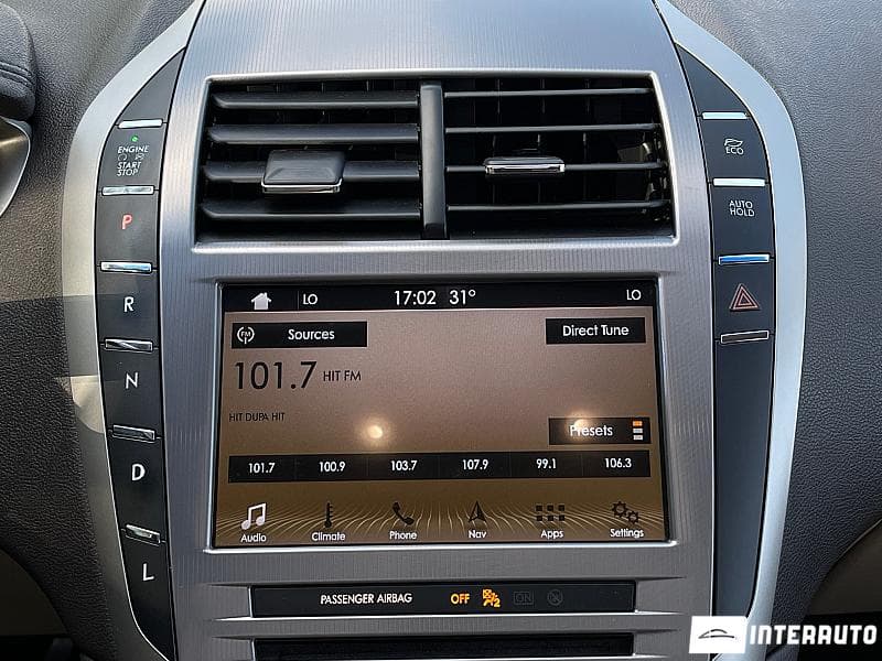 2016 Lincoln MKZ — Miniatură 15