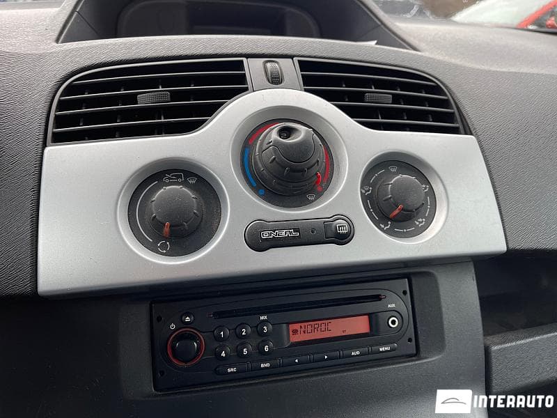 2011 Renault Kangoo — Miniatură 11