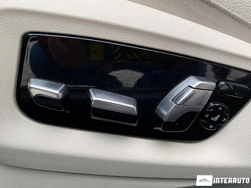 2017 BMW 520 — Miniatură 8