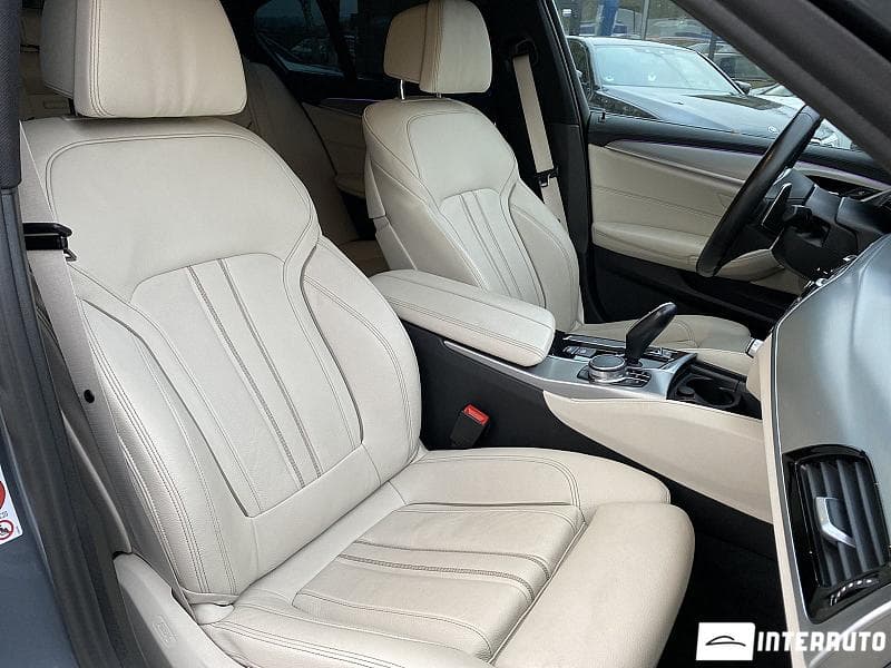 2017 BMW 520 — Miniatură 17