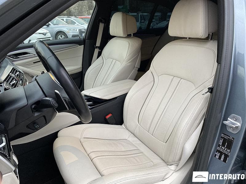 2017 BMW 520 — Miniatură 7