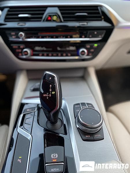2017 BMW 520 — Miniatură 13