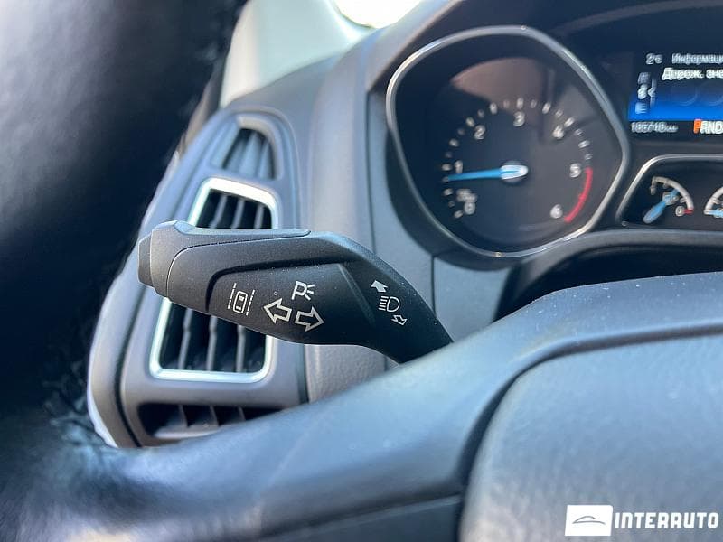 2018 Ford Focus — Miniatură 12