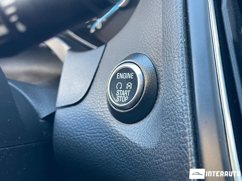 2018 Ford Focus — Miniatură 14