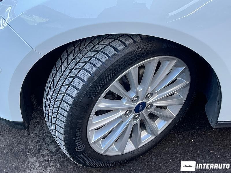 2018 Ford Focus — Miniatură 19