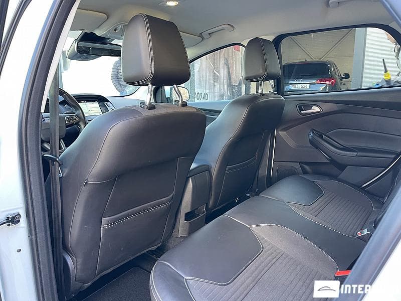 2018 Ford Focus — Miniatură 18