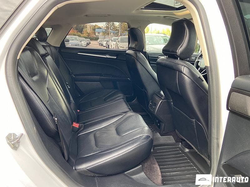 2017 Ford Fusion — Miniatură 18
