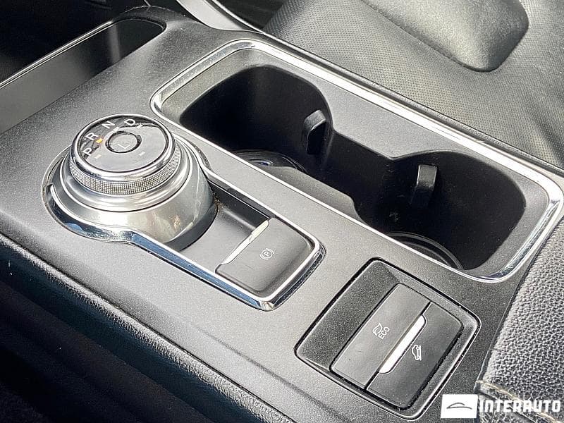 2017 Ford Fusion — Miniatură 15
