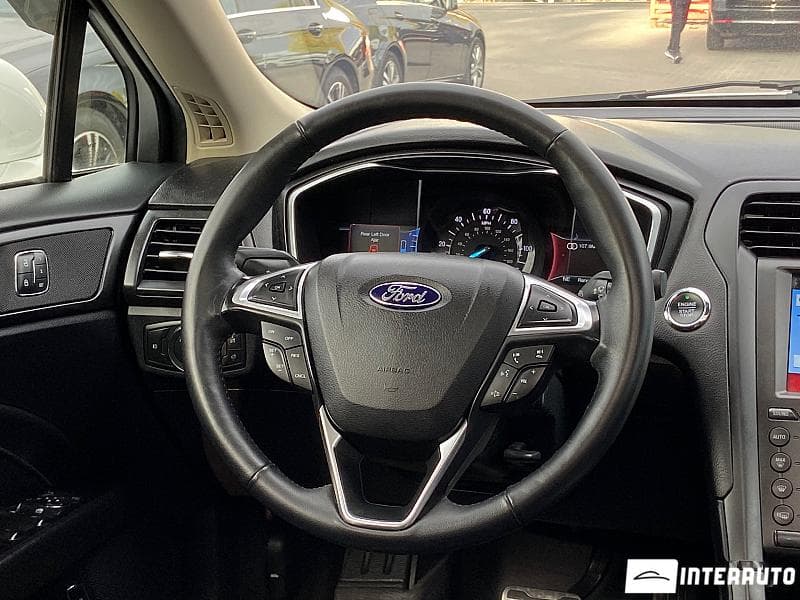 2017 Ford Fusion — Miniatură 11