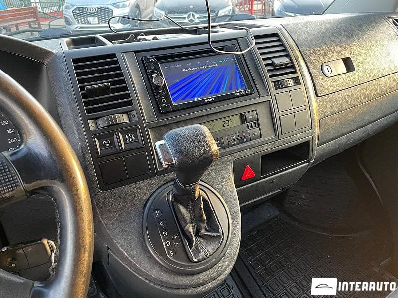 2008 Volkswagen Transporter — Miniatură 9