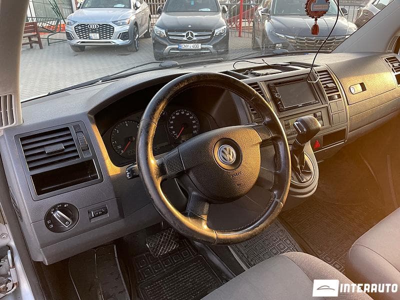 2008 Volkswagen Transporter — Miniatură 8