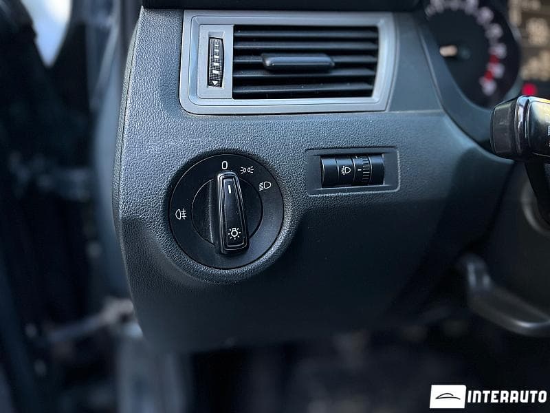 2015 Skoda Rapid — Miniatură 7