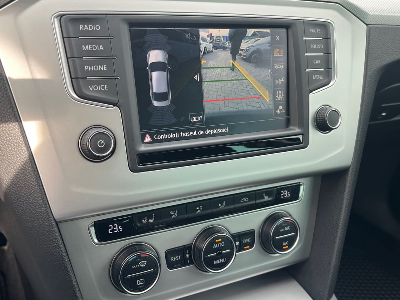 Volkswagen Passat 2015 — Миниатюра 6