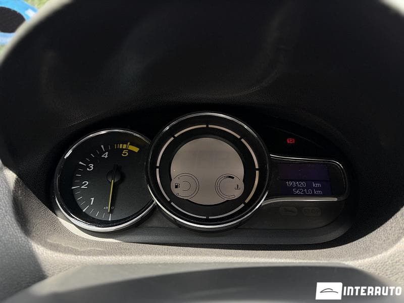 2015 Renault Megane — Miniatură 10