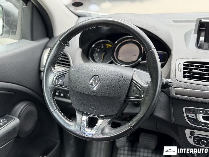 2015 Renault Megane — Miniatură 9