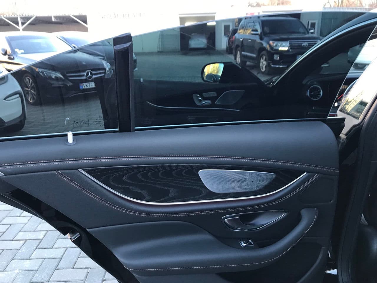 Mercedes CLS 400 2018 — Миниатюра 25