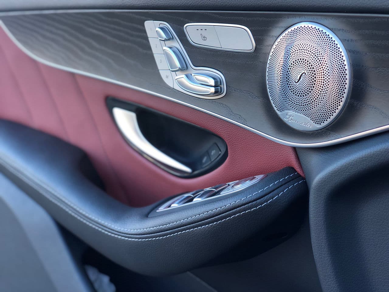 Mercedes GLC 300 2020 — Миниатюра 9