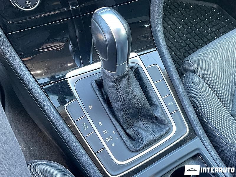Volkswagen Golf 2018 — Миниатюра 11