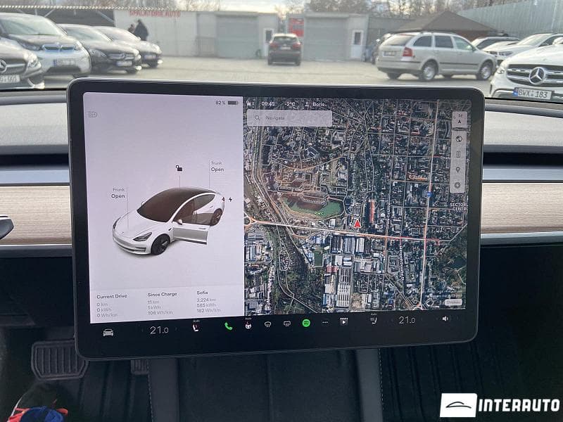 2021 Tesla Model 3 — Miniatură 11